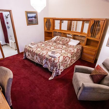 7 Gables Inn & Suites Fairbanks Eksteriør billede